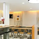 Ibis Budget Centre Meriadeck Hotel