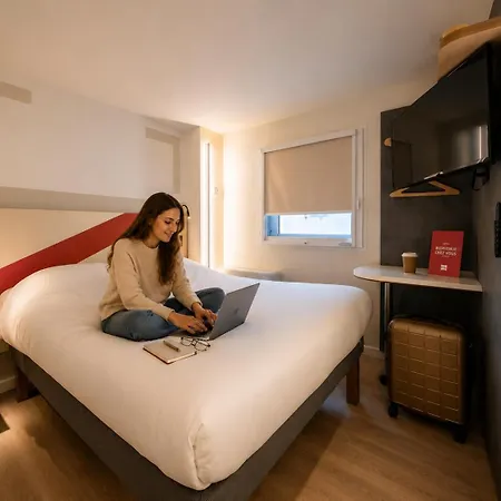 Ibis Budget Centre Meriadeck מלון