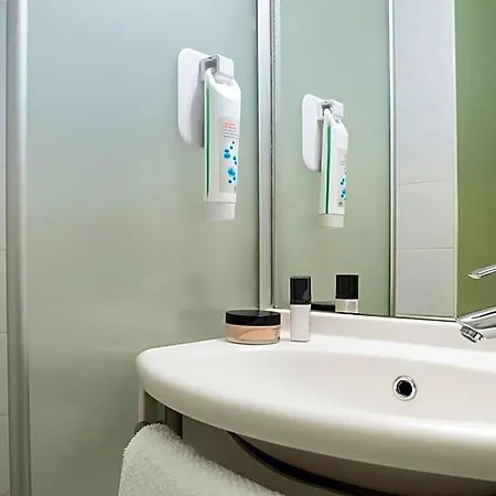 Ibis Budget Centre Meriadeck Отель Бордо
