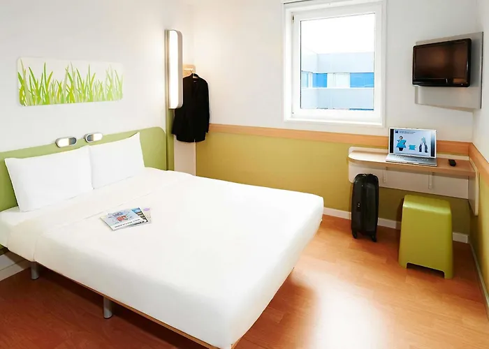 Ibis Budget Centre Meriadeck Бордо