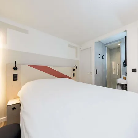 Ibis Budget Centre Meriadeck فندق 2*