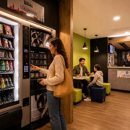 Ibis Budget Centre Mériadeck Hotel 2*