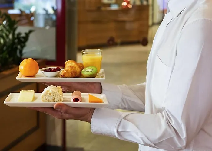 Ibis Budget Centre Meriadeck فندق